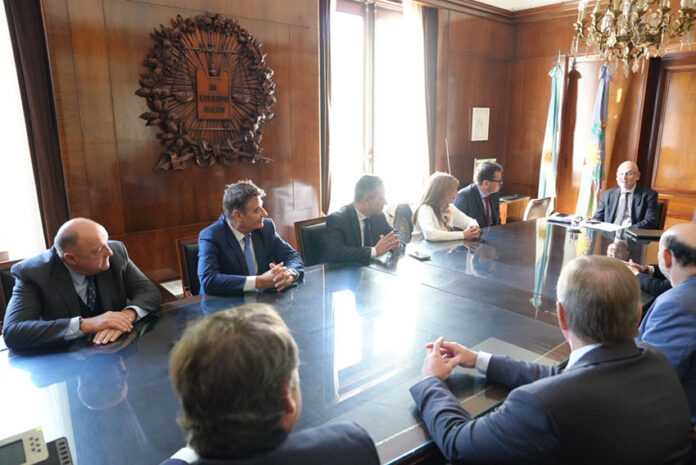 Salaverry formó parte del encuentro en la SCBA.