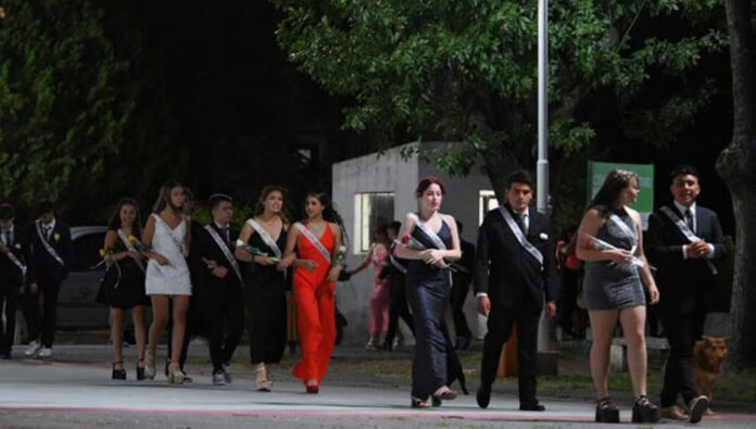 Este año la pasarela se mudó a La Trocha.