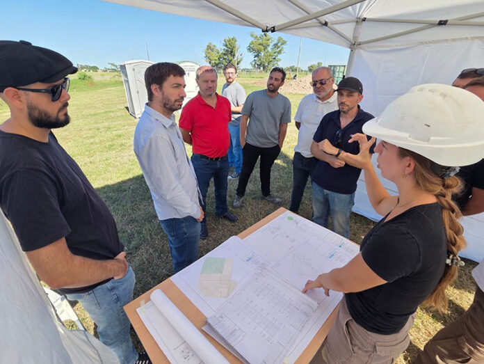 Agote El intendente recorrió la obra junto a funcionarios del COMILu.