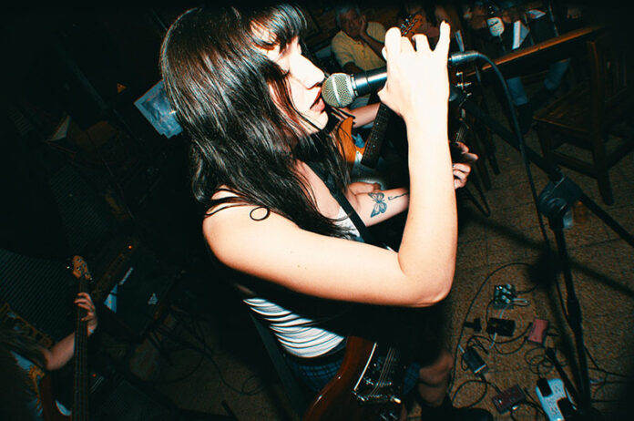 tapadelfina La joven música comenzó a tomar clases a los 9 años.